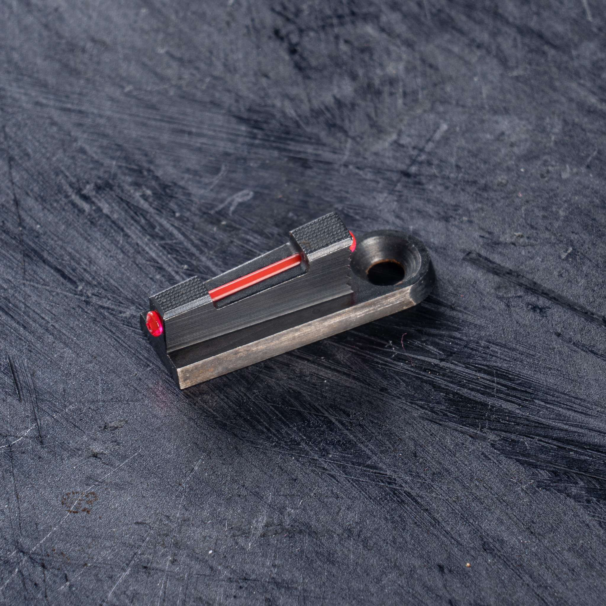 180x125-RED-SLOT slot sight system