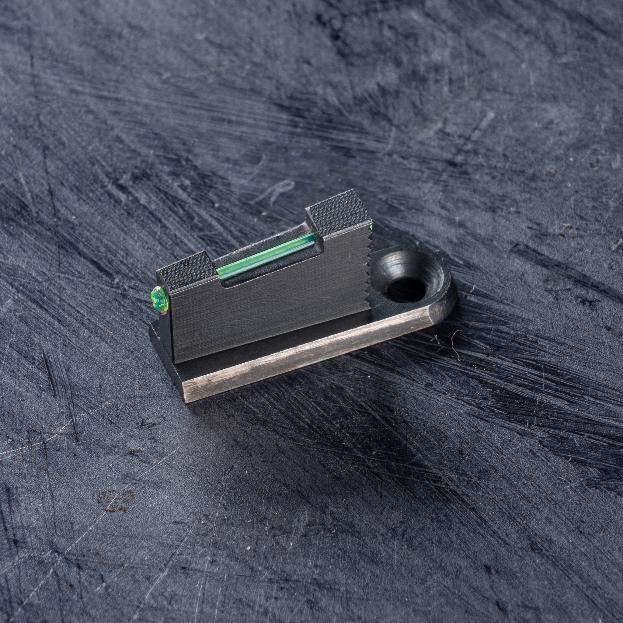 300x125-GREEN-SLOT slot sight system