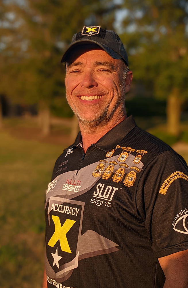 Steve-Huff Steve Huff